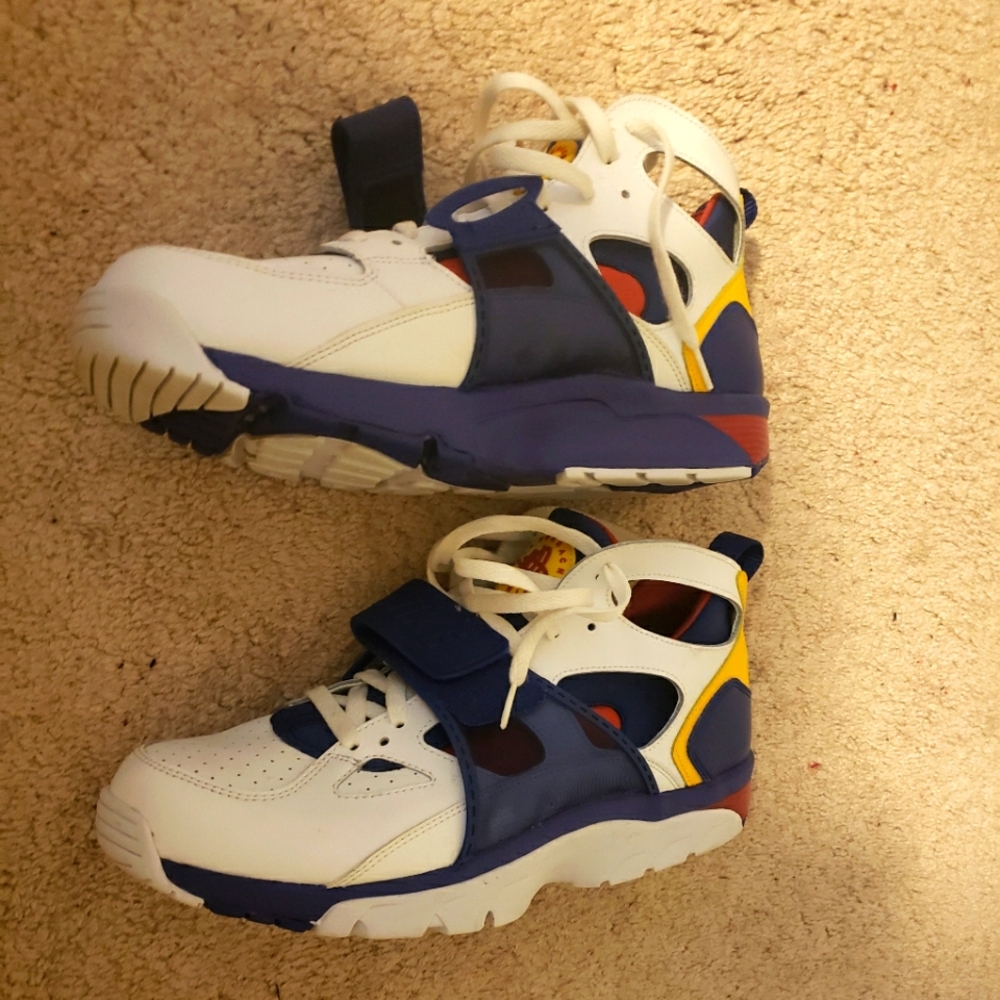 Nike Air Huarache (RARE)